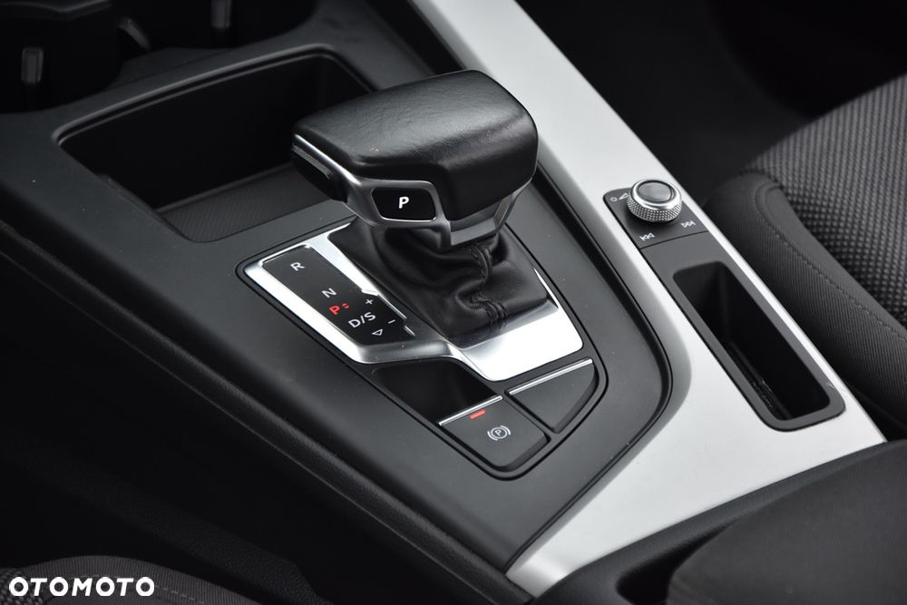 Audi A4 Limousine 30 TDI mHEV Advanced S tronic - 26