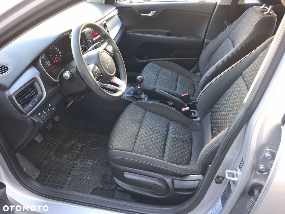 Kia Rio 1.2 M - 15