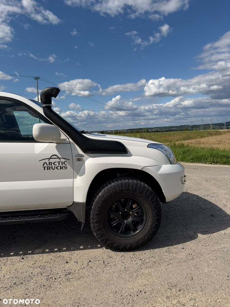 Toyota Land Cruiser 2003 photo 3