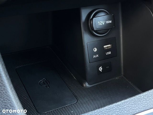Hyundai i30 1.6 D Premiere Luxury - 18