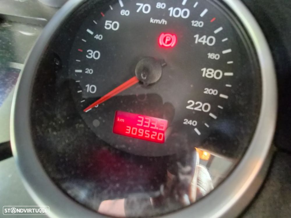 Audi A2 1.4 TDI Advance - 9