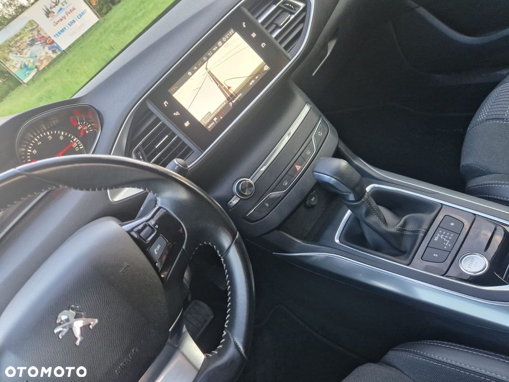 Peugeot 308 - 16