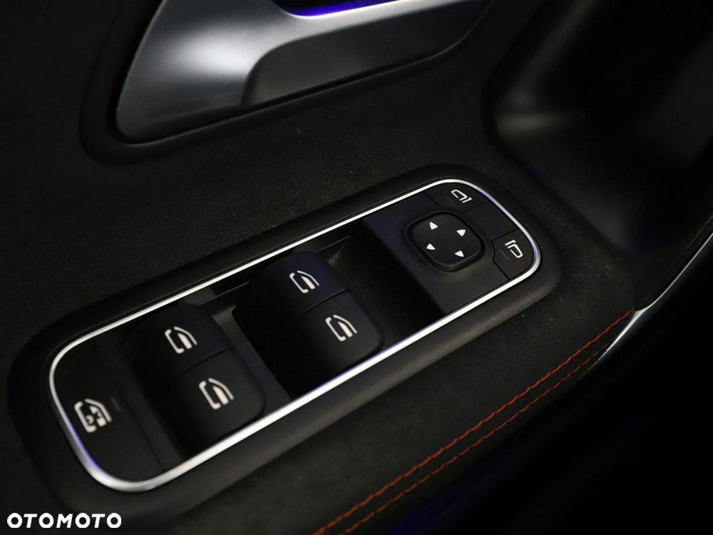 Mercedes-Benz CLA AMG 35 4-Matic 7G-DCT - 39