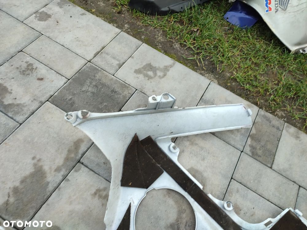 Owiewka, osłona lewa, bok, boczek lewy Honda CBR 600 F3 - 10