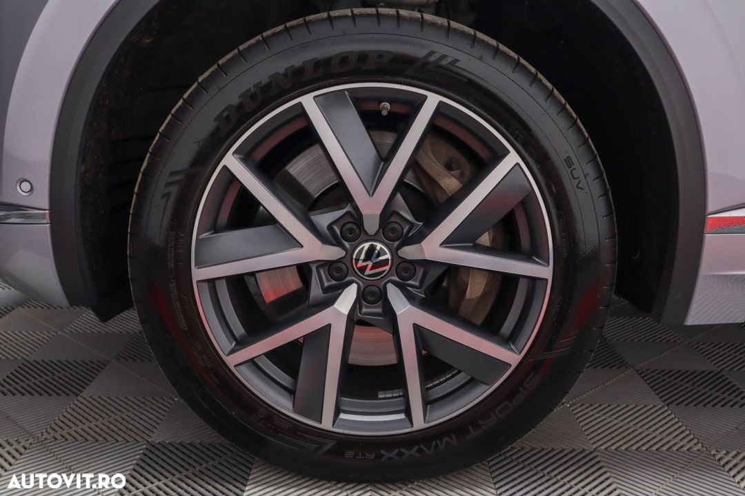 Volkswagen Touareg 3.0 V6 e-Hybrid 4Motion Aut. Elegance - 16