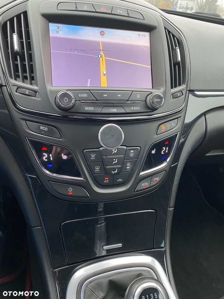 Opel Insignia - 12