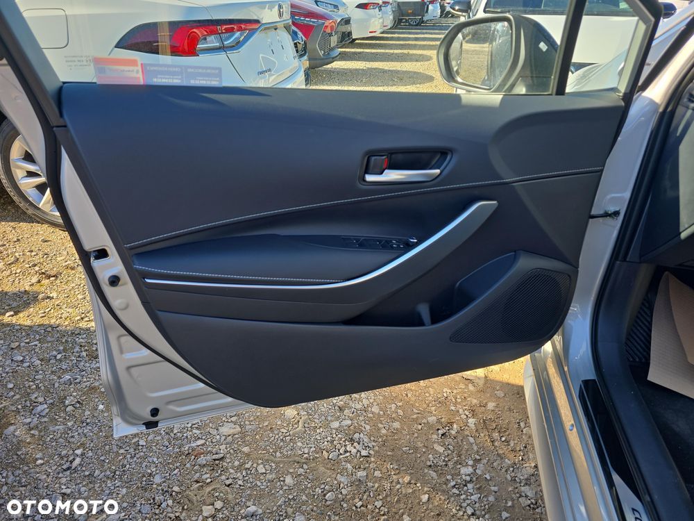 Toyota Corolla 1.8 Hybrid Style - 14
