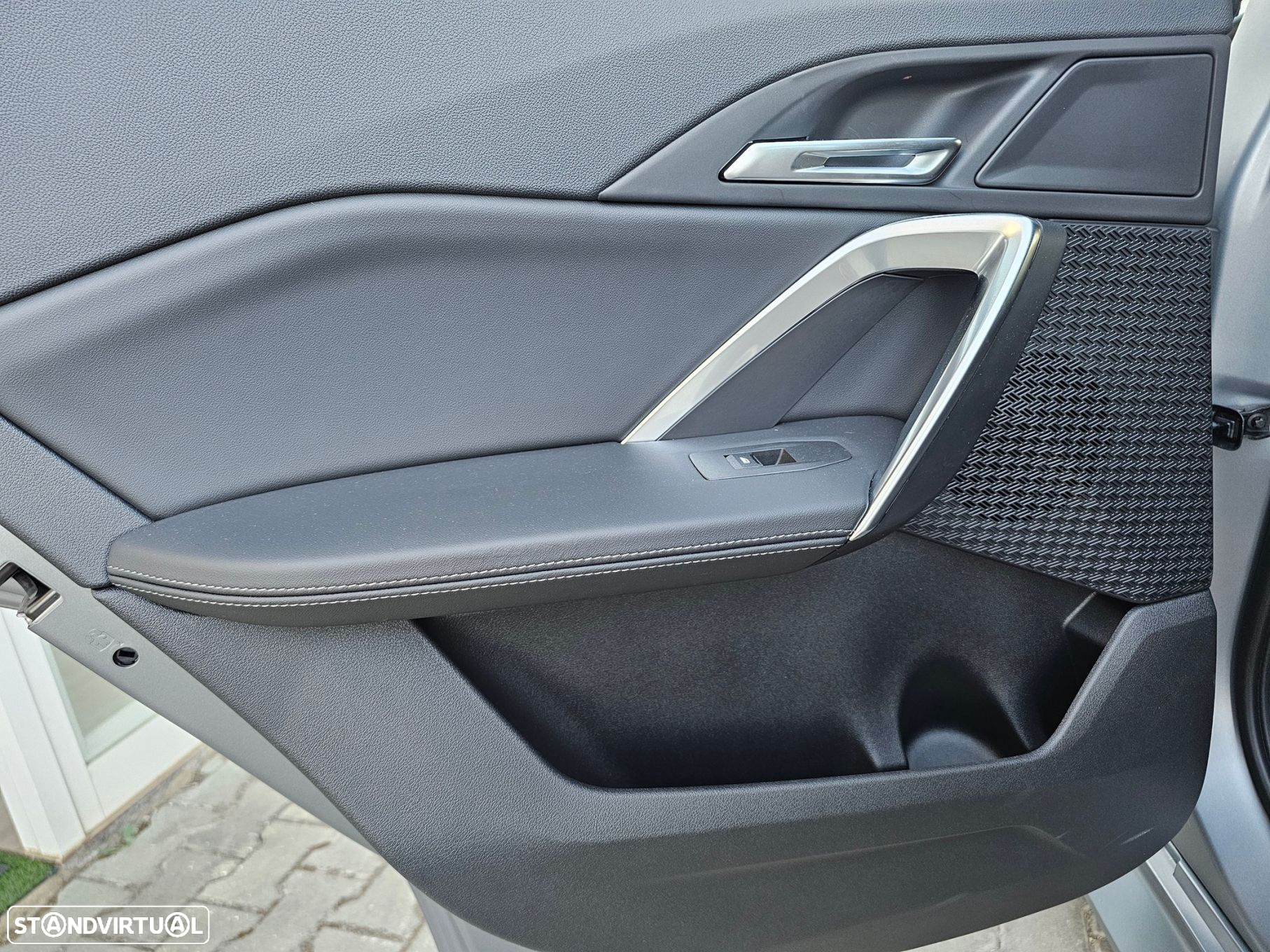 BMW iX2 eDrive20 Pack Desportivo M Pro - 18