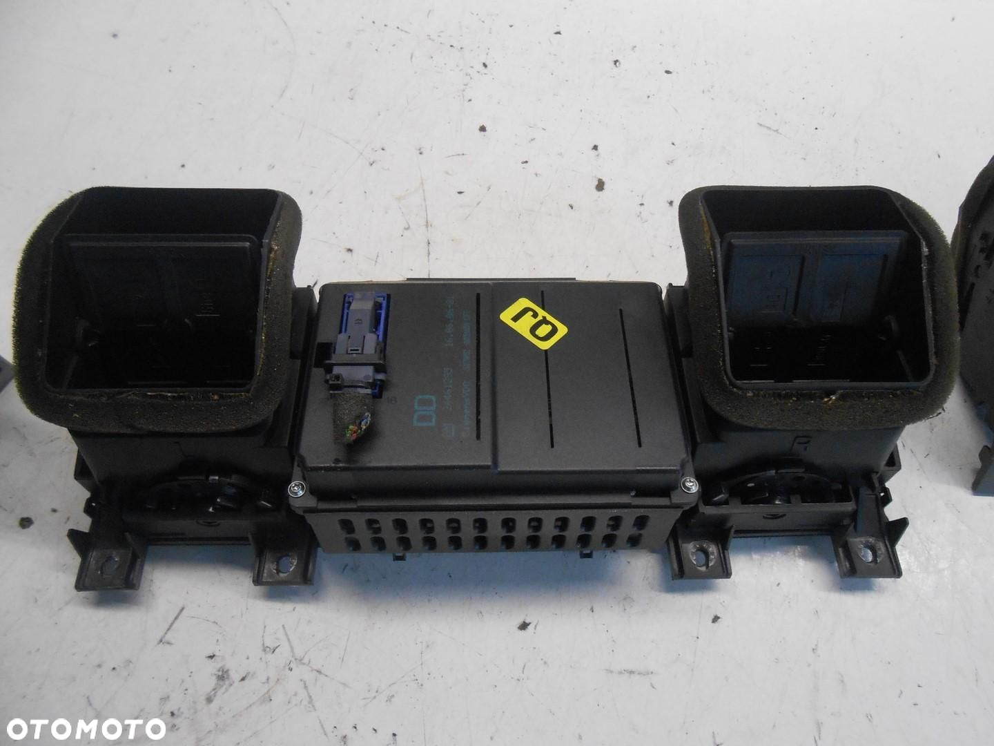 RADIO CD WYŚWIETLACZ KRATKI NAWIEWU OPEL VECTRA C LIFT 13190853 # - 6