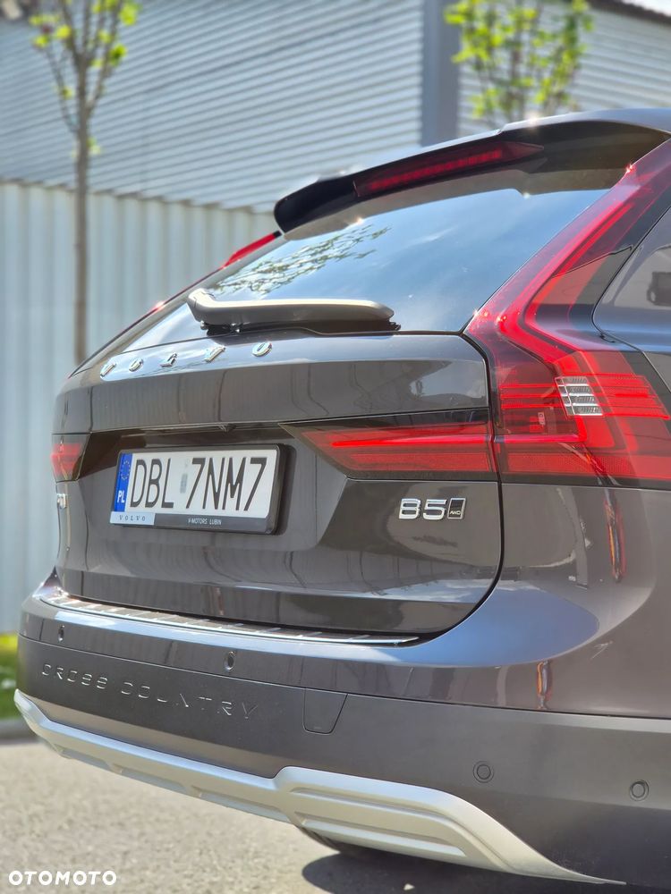 Volvo V90 Cross Country D5 SCR AWD Momentum Pro - 30