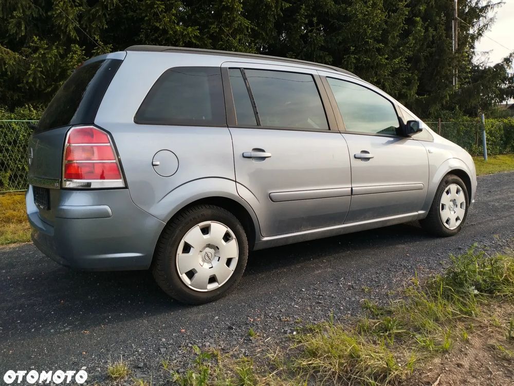 Opel Zafira 2006 photo 3