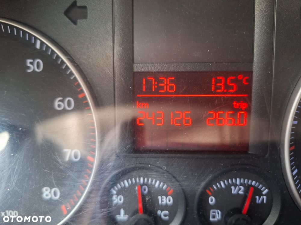 Volkswagen Golf 1.4 Goal - 28