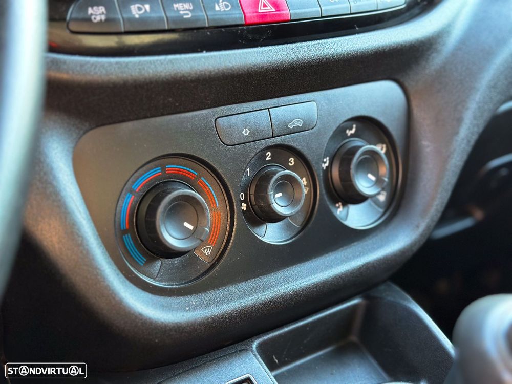 Fiat Doblo 1.6 Multijet XL - 16