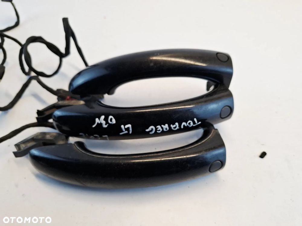 Klamka Zewnętrzna Drzwi z Przyciskiem Kessy VW Touareg 7L 7L6837205 - 2