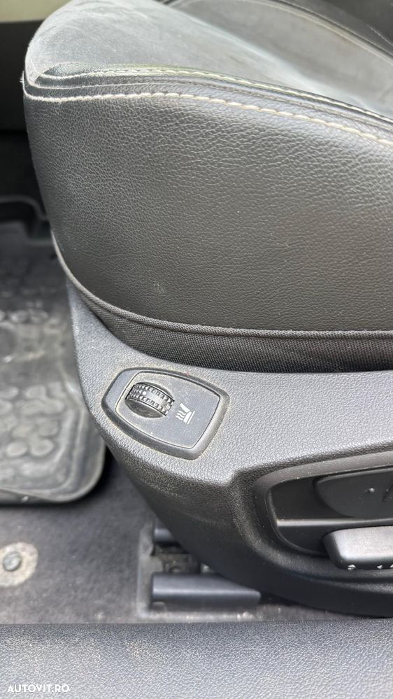 Renault Laguna dCi 175 FAP Aut. Bose Edition - 22
