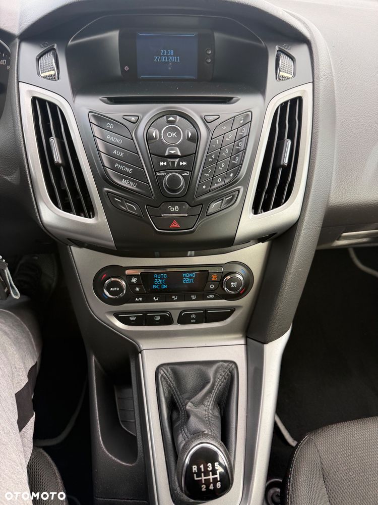 Ford Focus 2011 photo 5