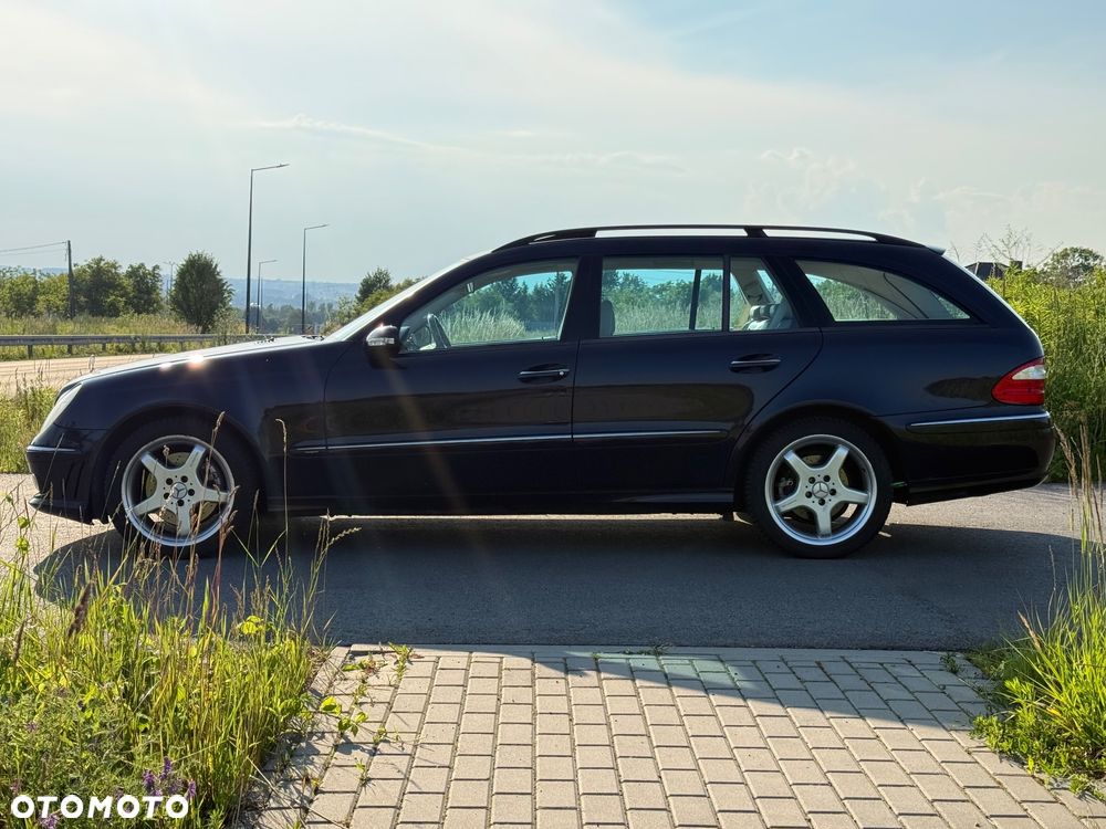 Mercedes-Benz Klasa E 500 4-Matic T Avantgarde - 2