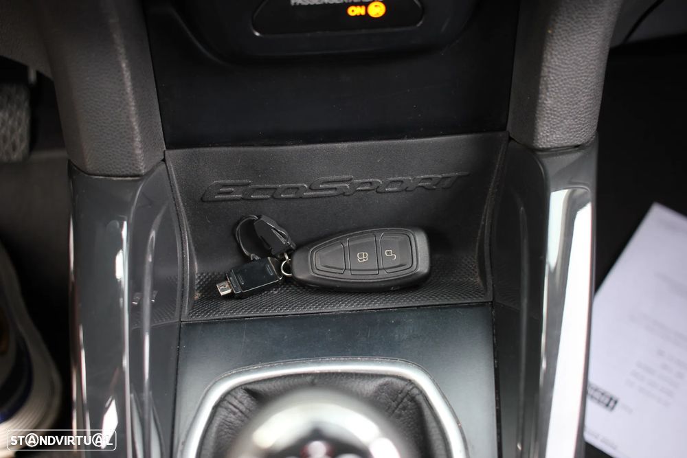 Ford EcoSport 1.0 EcoBoost Titanium - 18