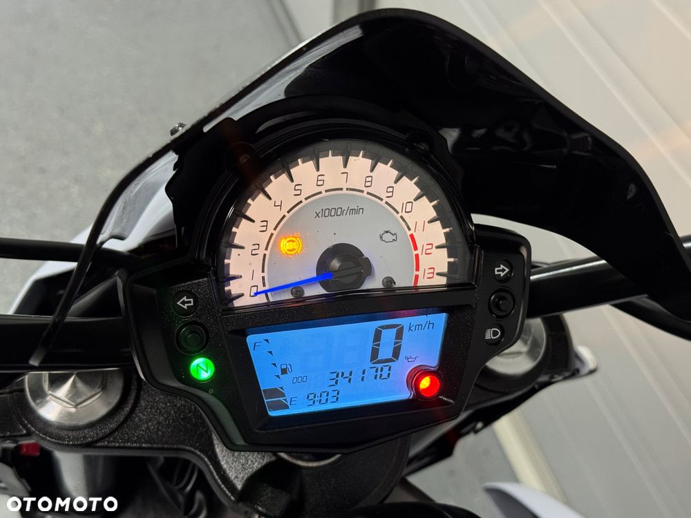 Kawasaki ER - 23