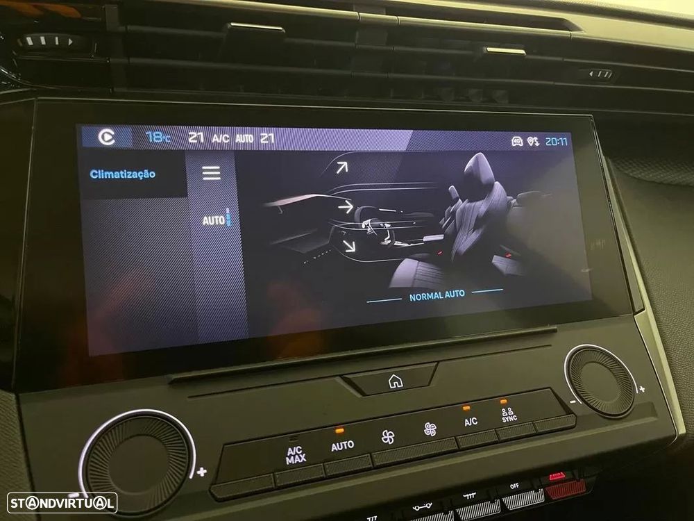 Peugeot 308 SW BlueHDi 130 EAT8 Stop & Start Active — fotografia 24
