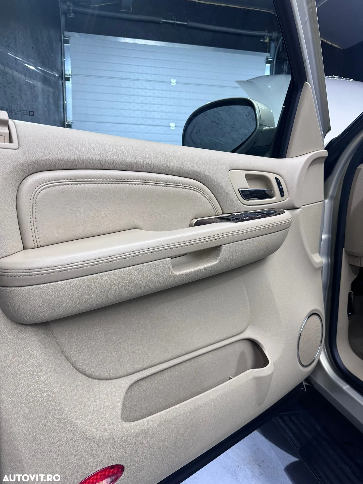 Cadillac Escalade 6.0 V8 - 28