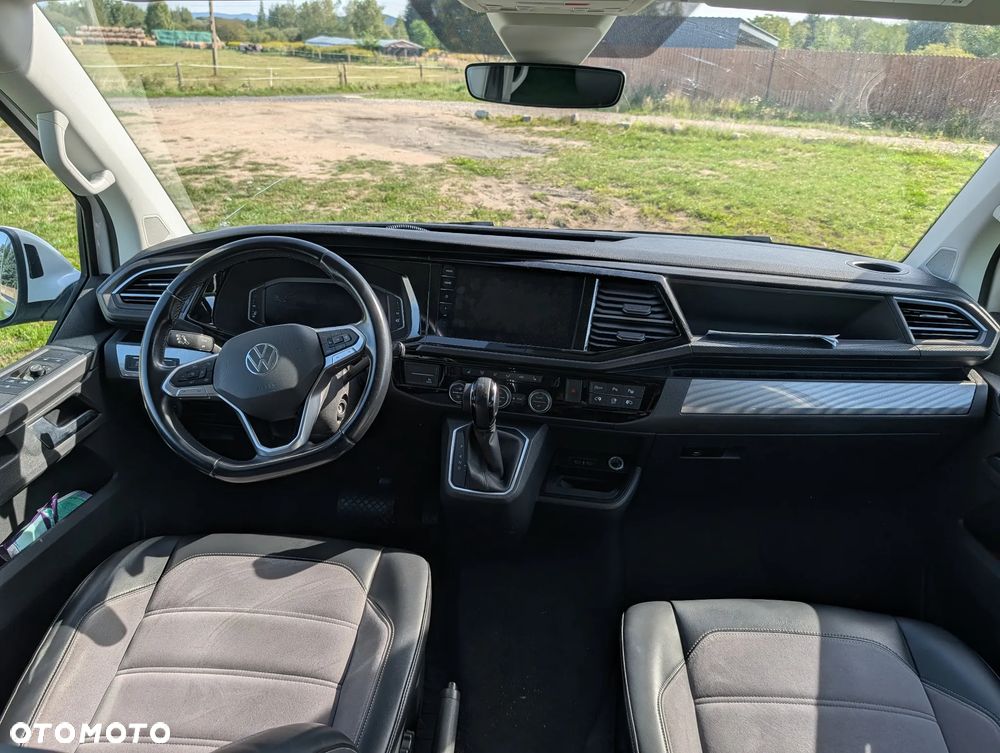 Volkswagen Multivan - 12