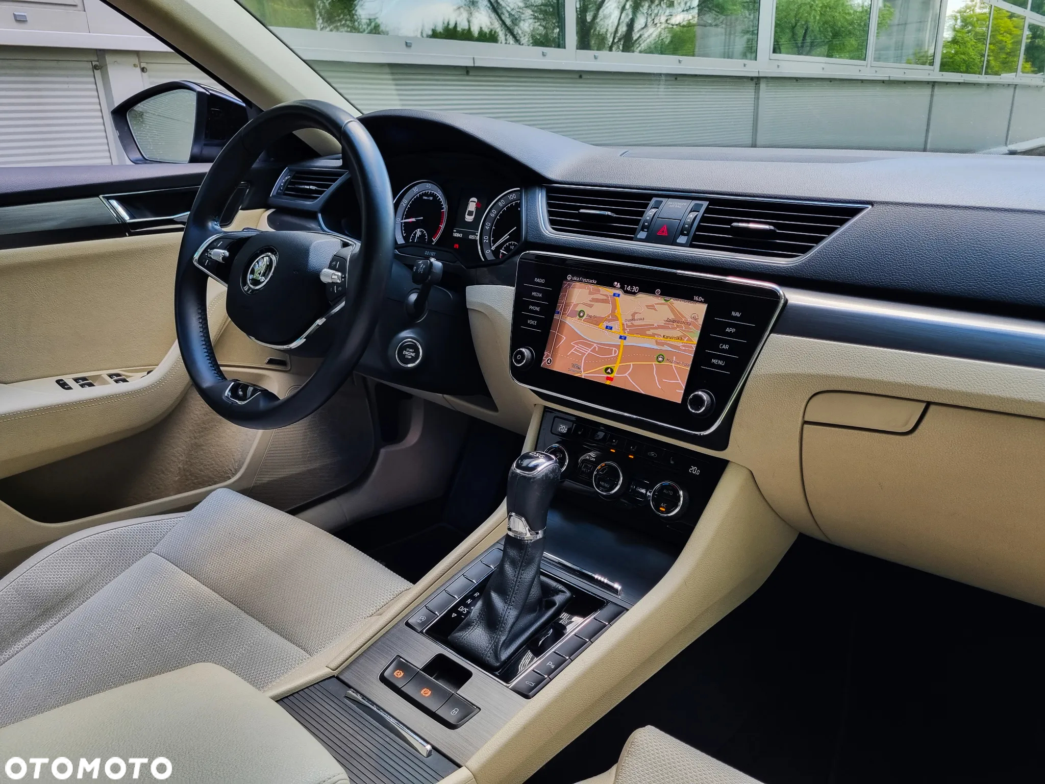 Skoda Superb 1.5 TSI Style DSG - 28