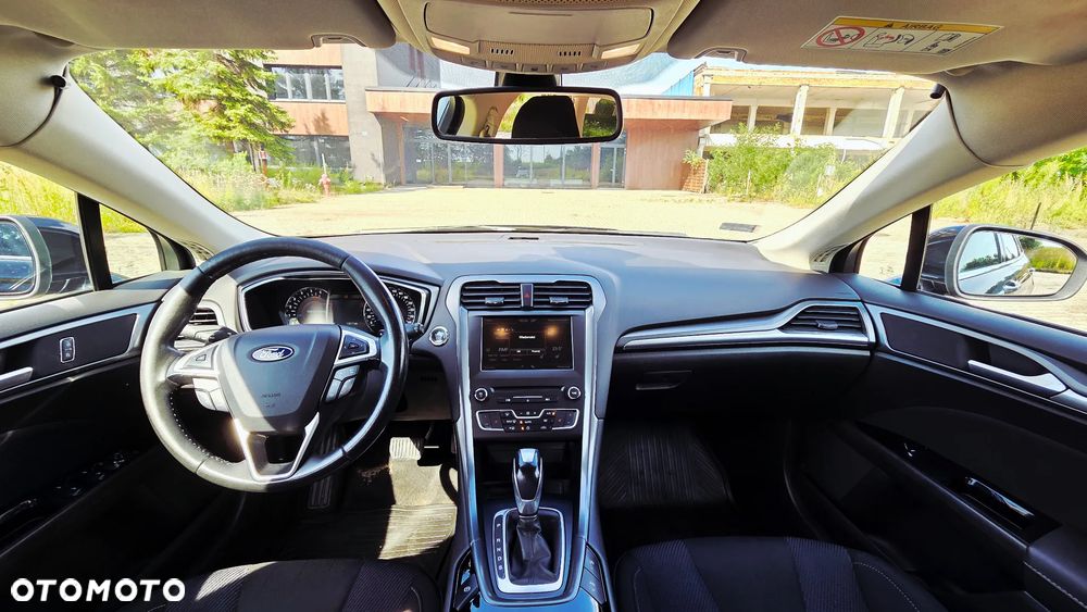 Ford Mondeo 2.0 TDCi Titanium PowerShift - 4