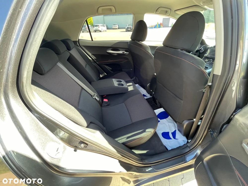 Toyota Auris 1.6 Executive - 12