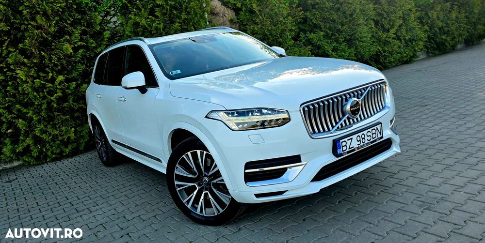 Volvo XC 90 T8 eAWD R-Design - 3