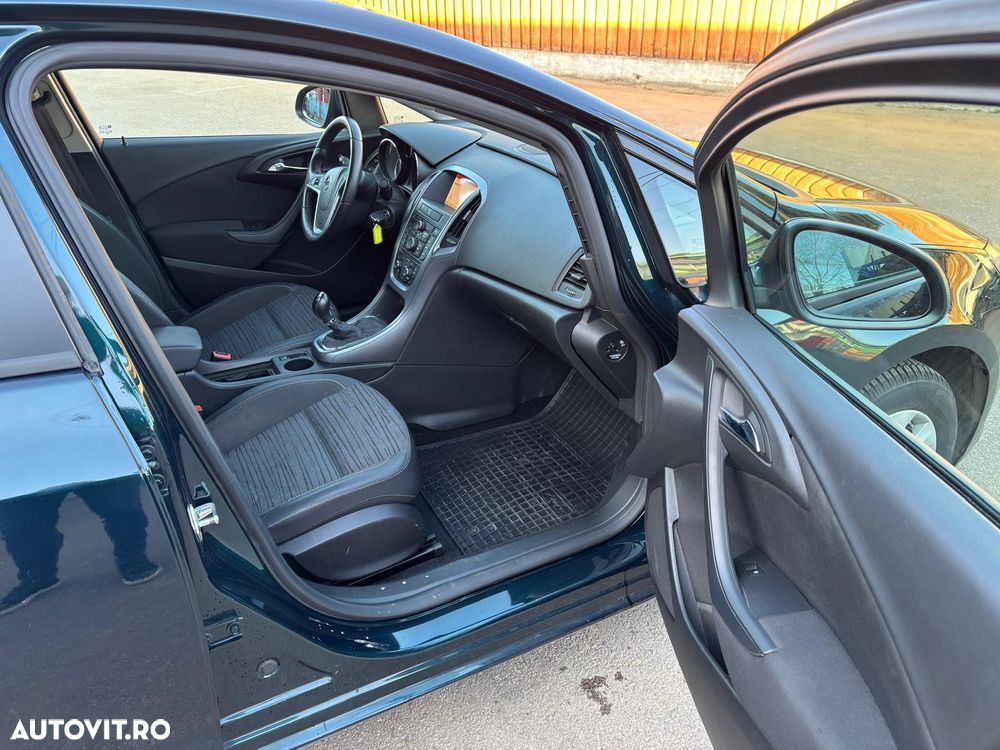 Opel Astra 1.4 Turbo ECOTEC Enjoy - 11