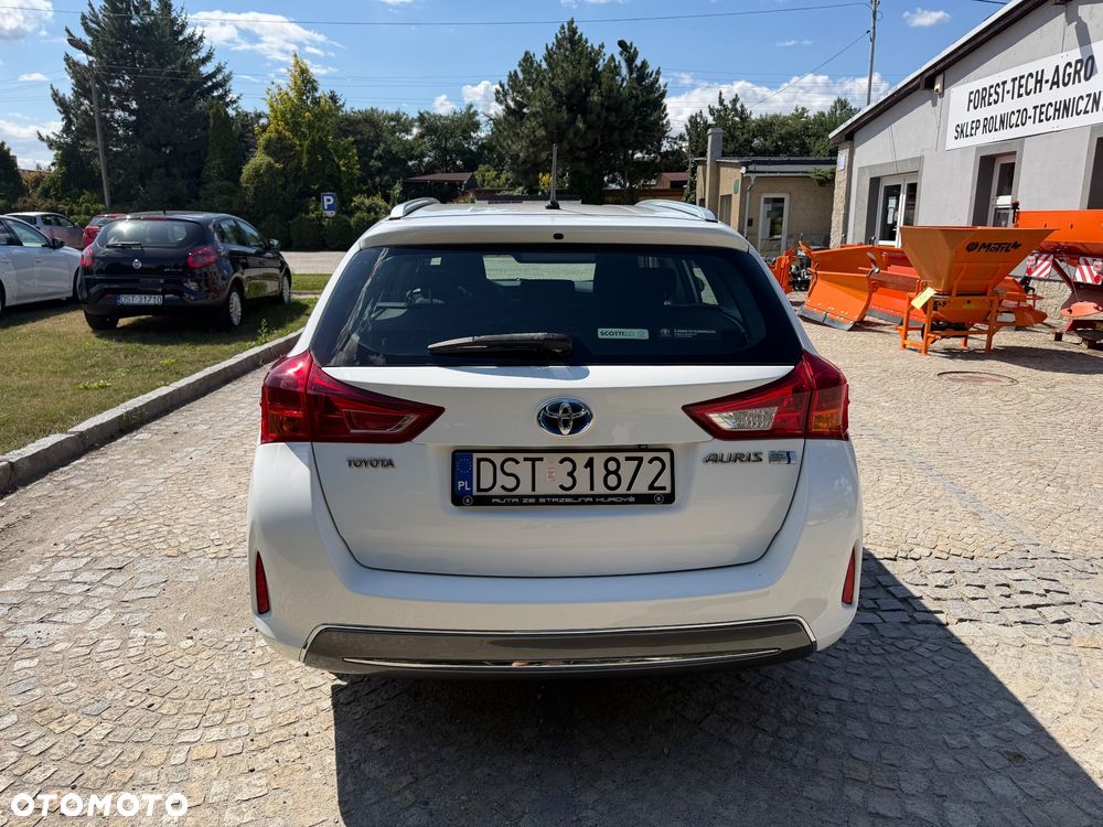 Toyota Auris - 11