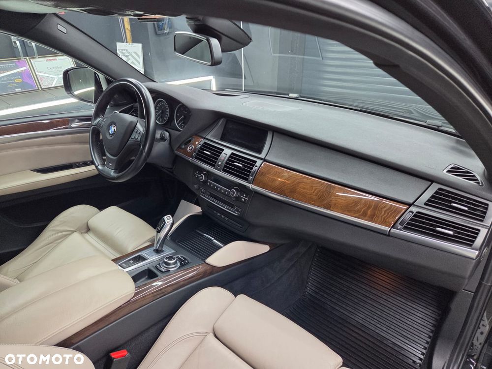 BMW X6 - 9
