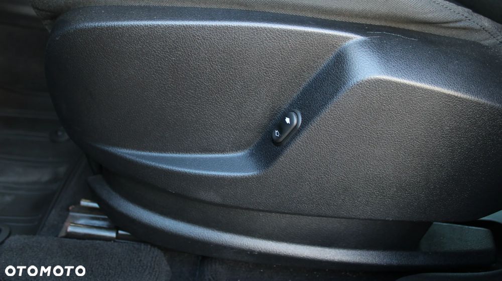 Ford S-Max 2.0 TDCi Titanium - 39