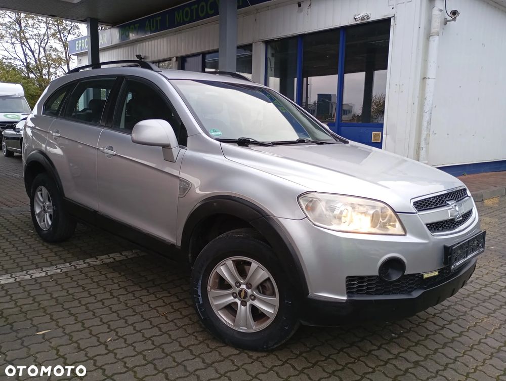 Chevrolet Captiva 2.4 2WD 5 Sitzer LS - 24