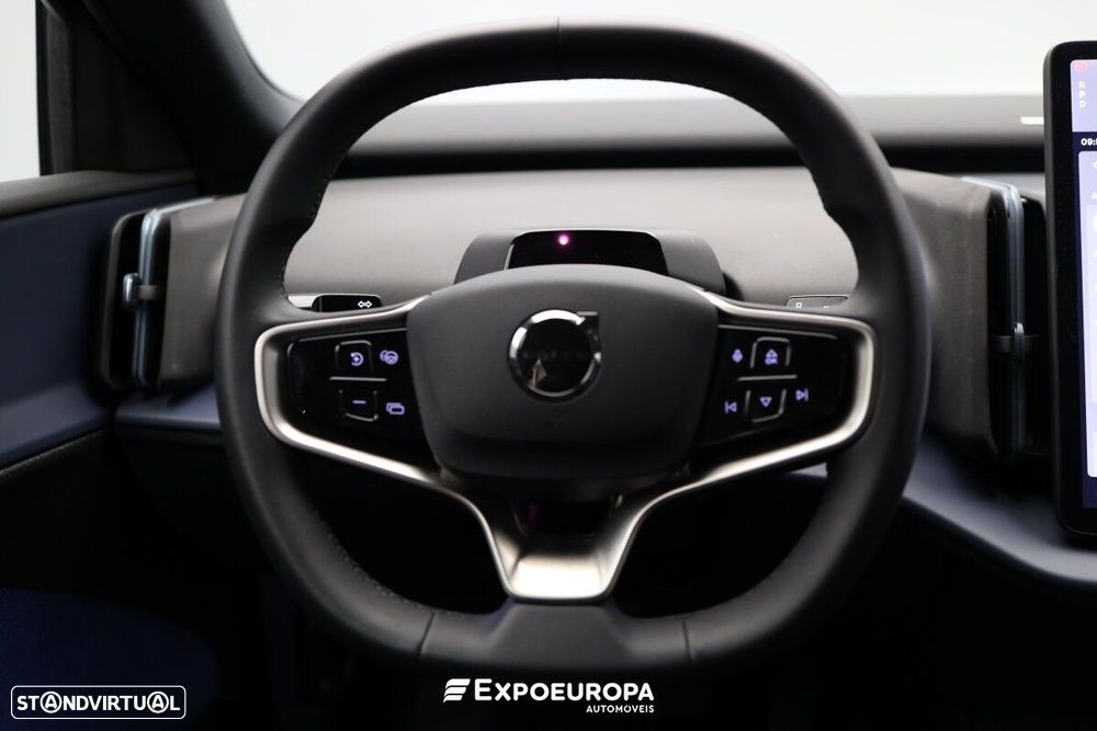 Volvo EX30 69 kWh Single Motor Extended Range Plus - 11