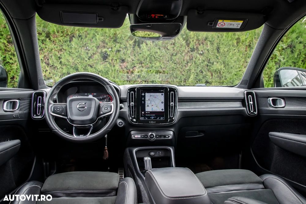 Volvo XC 40 D4 AWD Geartronic R-Design - 20