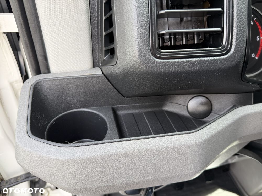 Volkswagen Crafter - 24