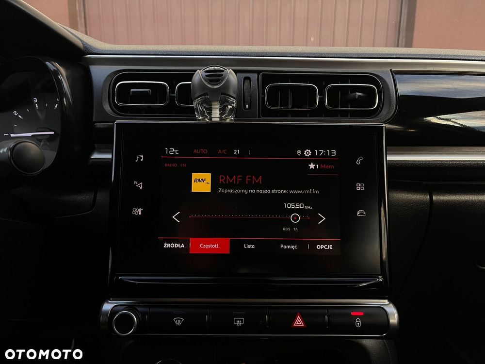 Citroën C3 1.2 PureTech Shine EAT6 - 12