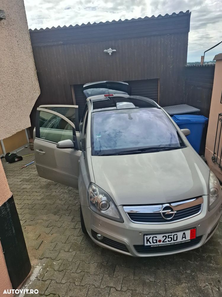 Opel Zafira - 4
