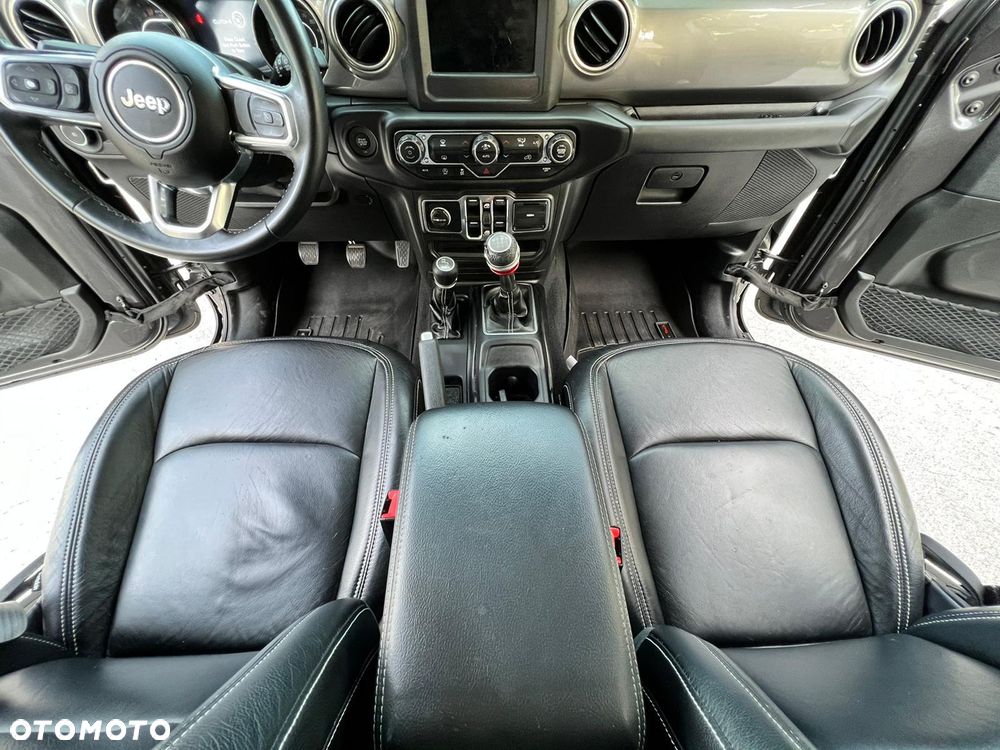 Jeep Wrangler - 9