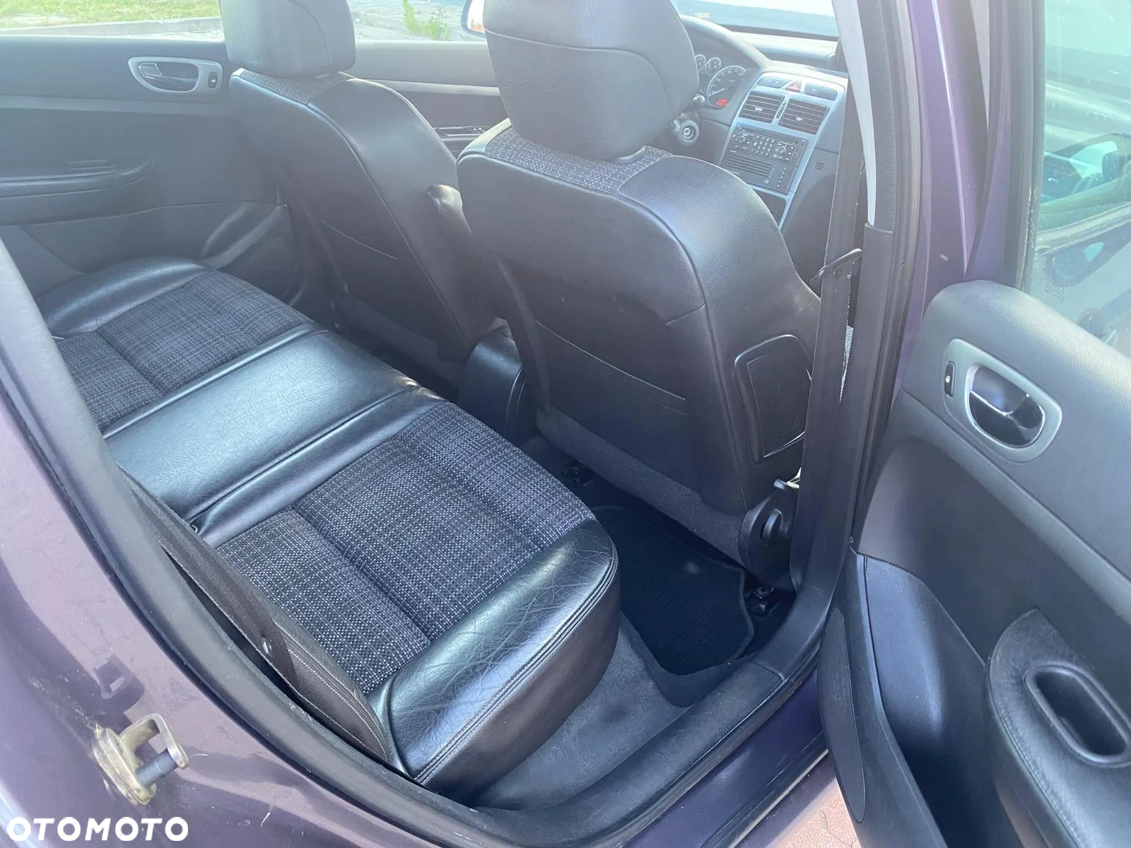 Peugeot 307 HDi 110 Sportline - 8