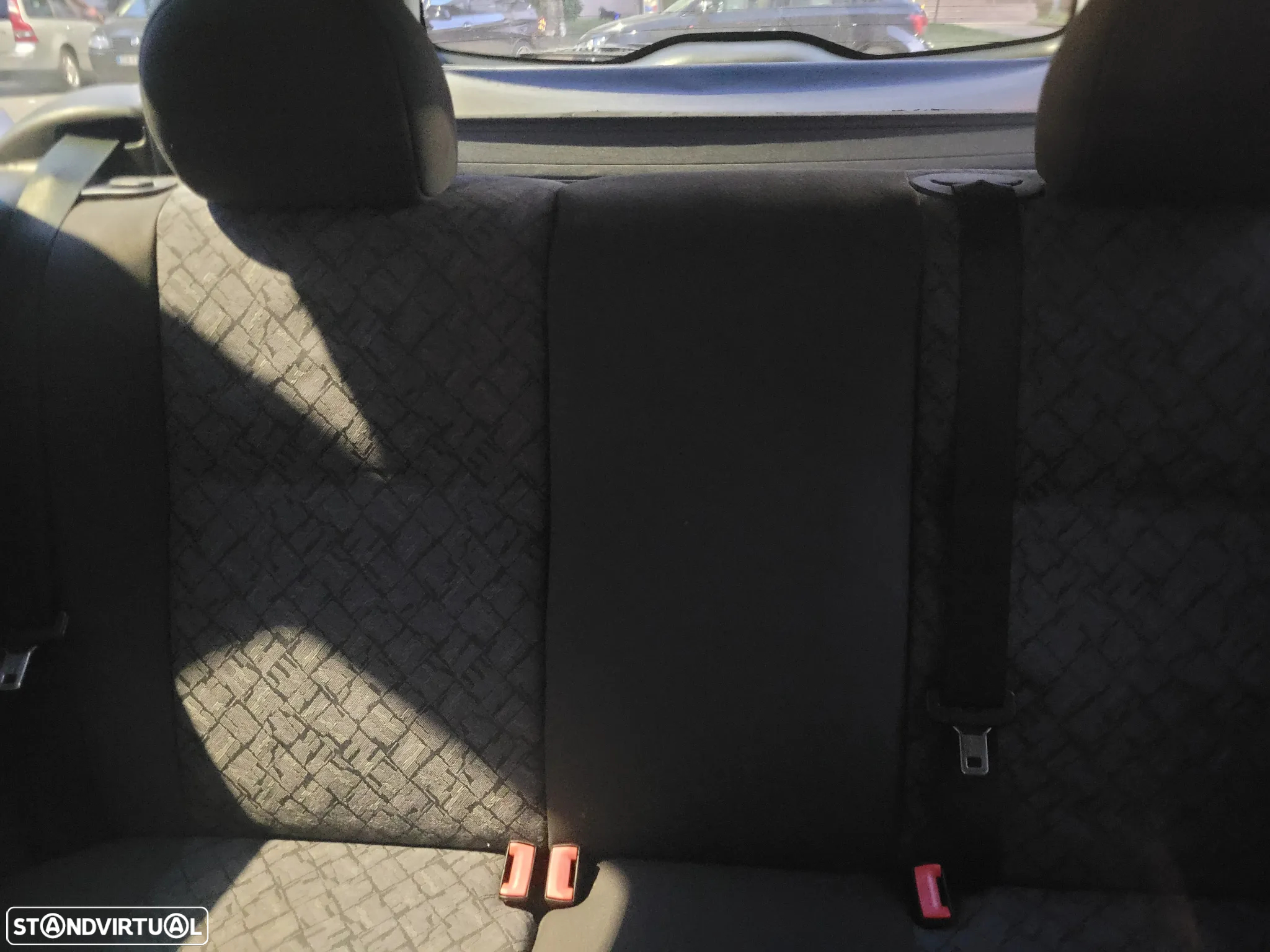 Ford Focus SW 1.4 Ambiente - 7