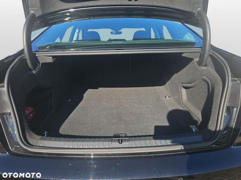 Audi A6 - 24