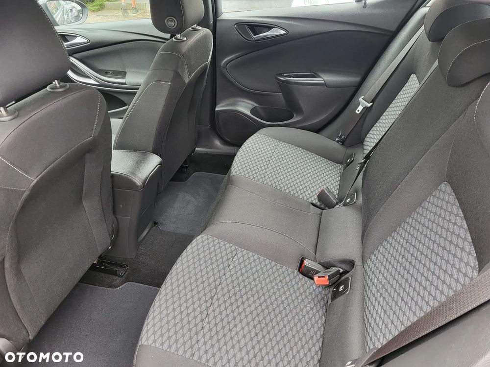 Opel Astra 1.4 Turbo Innovation - 21