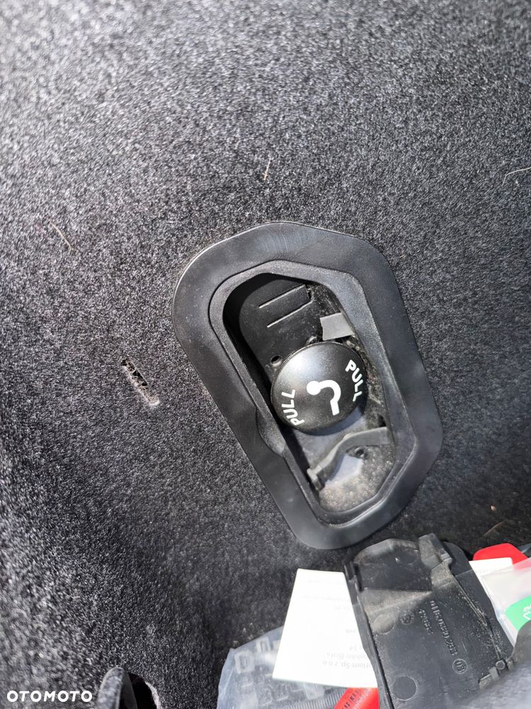 Renault Megane ENERGY TCe 140 EDC BOSE EDITION - 10