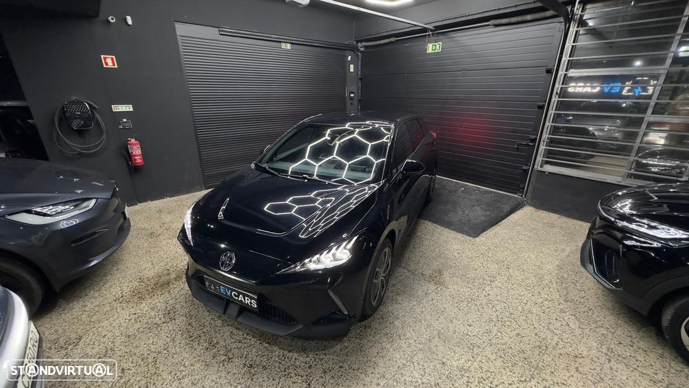 MG MG4 77 kWh Extended Range Luxury - 3