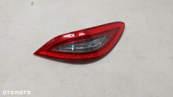 LAMPA PRAWA TYŁ TYLNA MERCEDES CLS W218 A2189060258