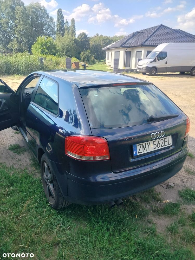 Audi A3 Sportback - 4