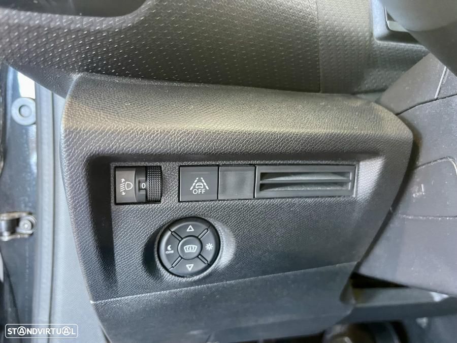 Citroën C4 1.2 PureTech Shine - 15